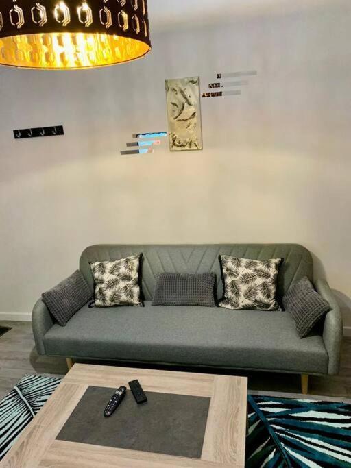 Maison 3 Chambres - 600M Metro Marbrerie - Lille 몽장바뢸 외부 사진
