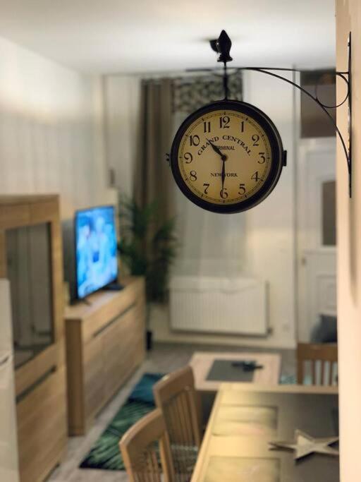 Maison 3 Chambres - 600M Metro Marbrerie - Lille 몽장바뢸 외부 사진