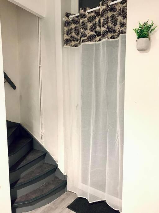 Maison 3 Chambres - 600M Metro Marbrerie - Lille 몽장바뢸 외부 사진